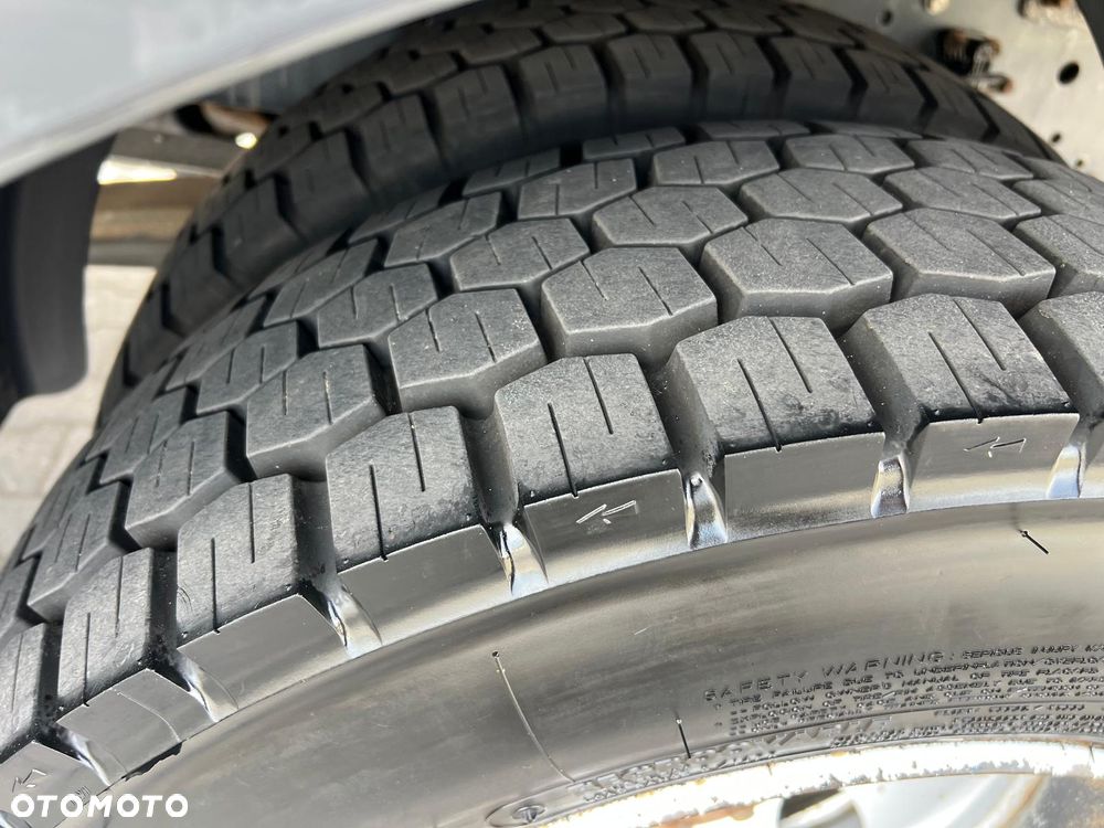 Iveco EUROCARGO 120E25 EURO 6 CHŁODNIA+WINDA+DRZWI+BOCZNE DRZWI 12.250 12-250 1225 - 8