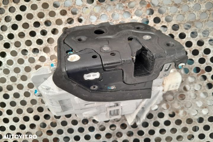 Broasca usa fata dreapta 4F1837016 Audi A6 4F/C6 [2004 - 2008] Sedan - 1