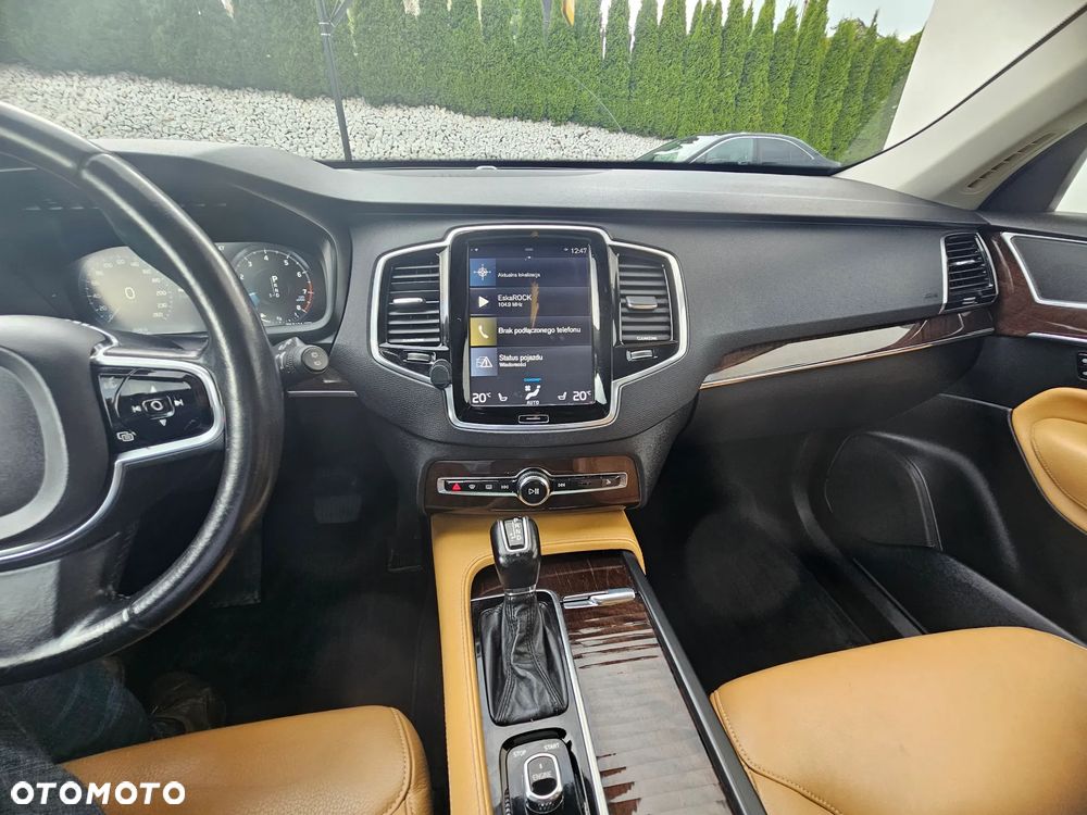 Volvo XC 90 T6 AWD Momentum 7os - 25