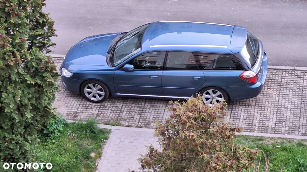Subaru Legacy 3.0R - 20