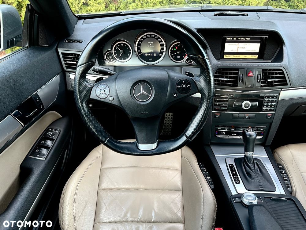 Mercedes-Benz Klasa E - 11