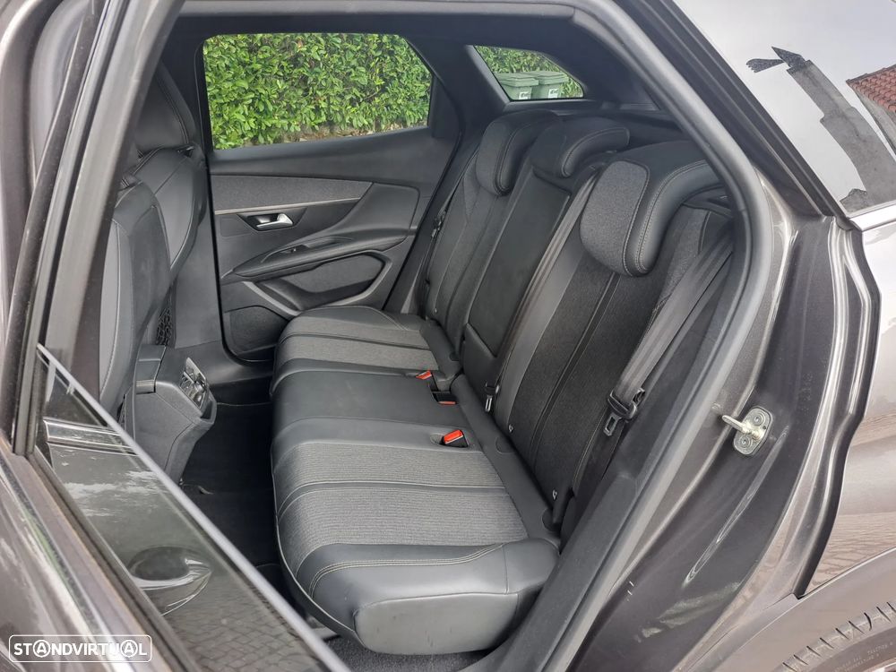 Peugeot 3008 1.5 BlueHDi GT Line EAT8 - 33