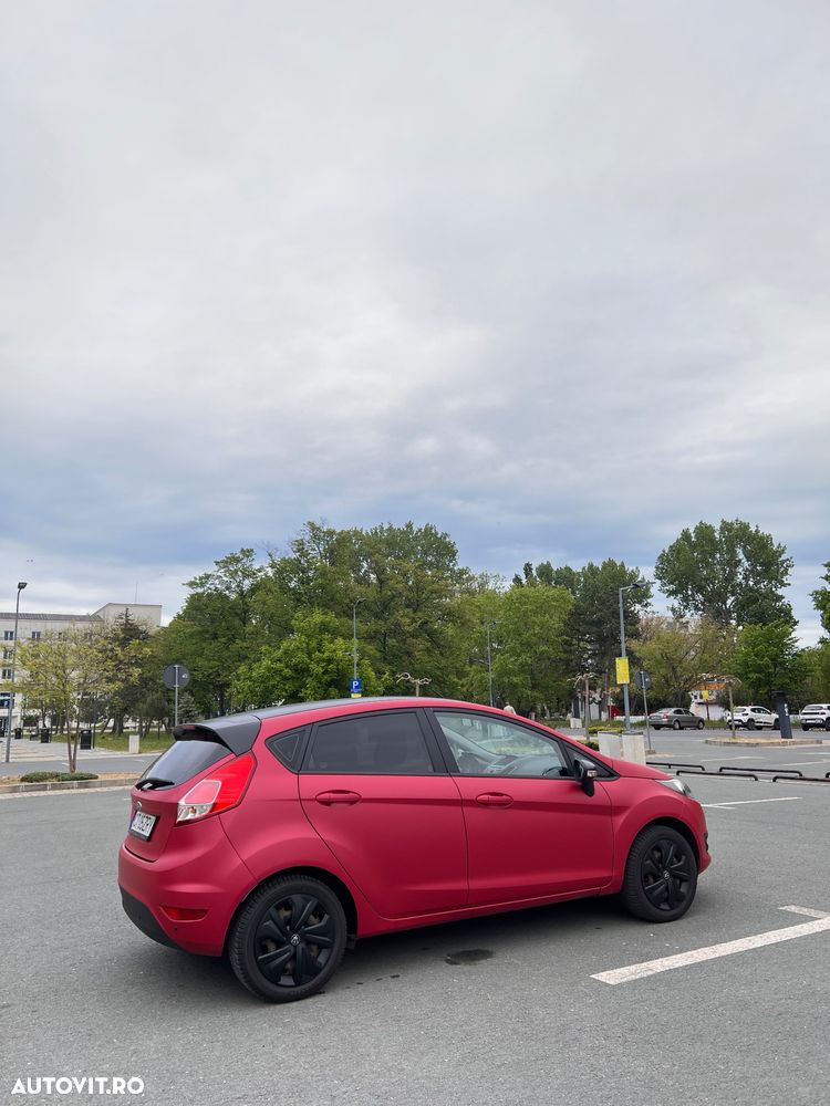 Ford Fiesta - 9