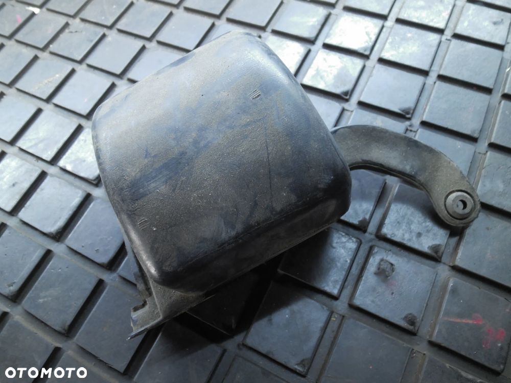 REZONATOR WLOTU FILTRA POWIETRZA CHEVROLET ASTRO 4.3L - 1