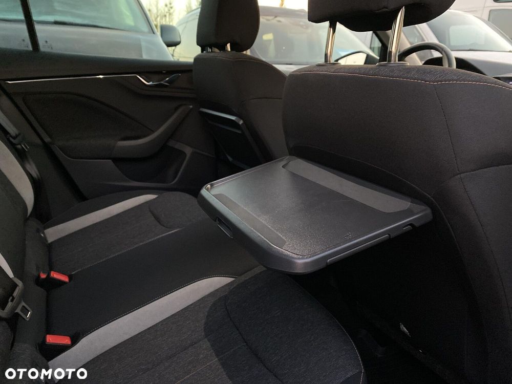 Skoda Kamiq 1.0 TSI Style DSG - 28