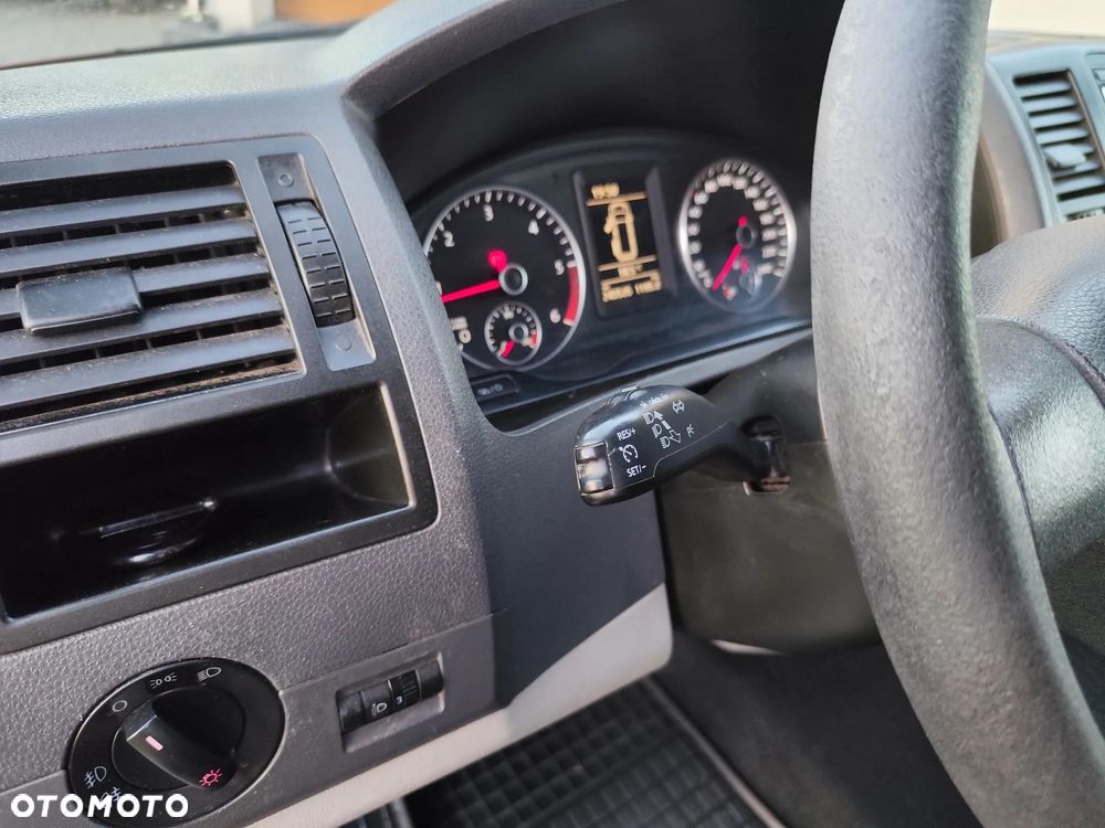 Volkswagen Transporter - 19
