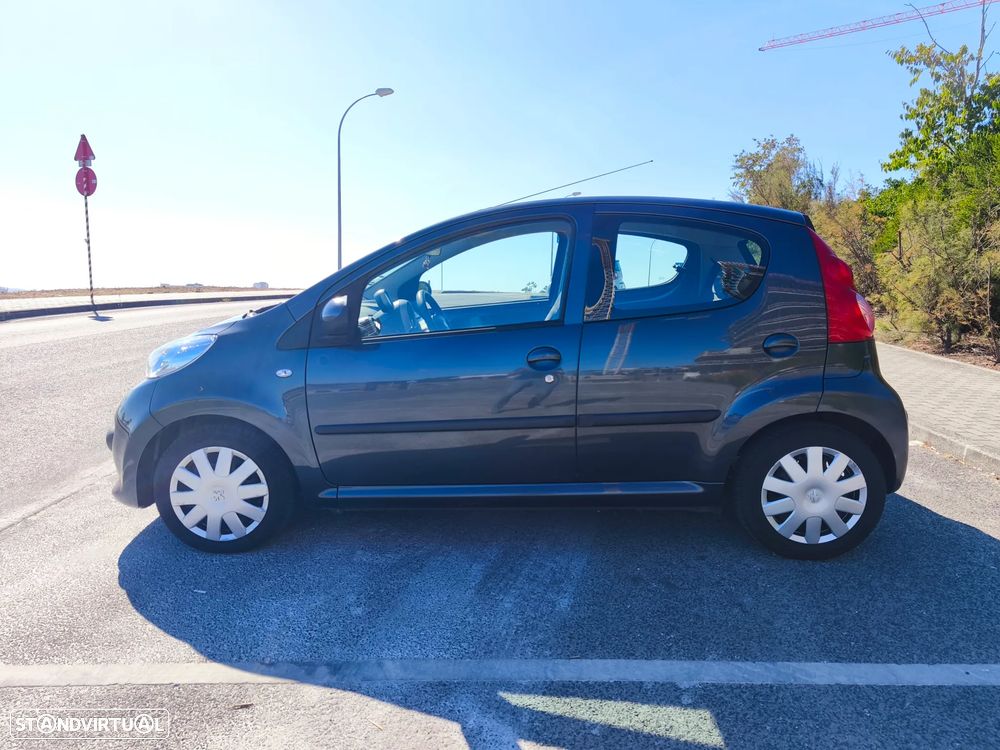 Peugeot 107 1.0 Urban - 4