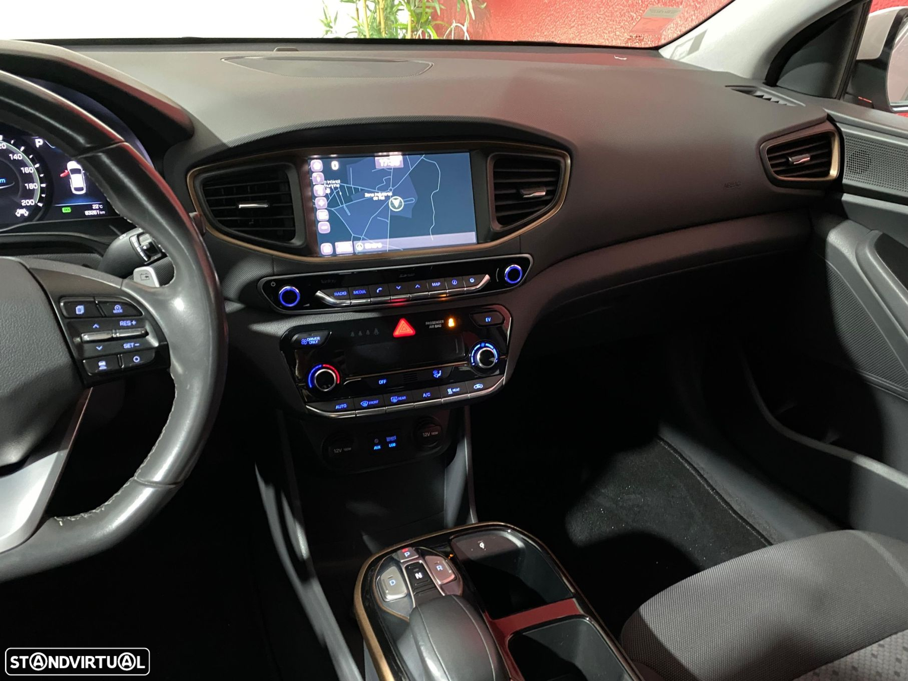 Hyundai Ioniq EV 28kWh Eletric Tech - 19