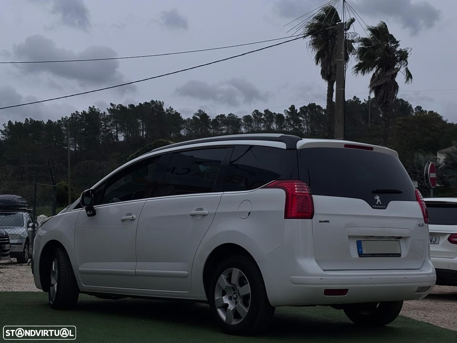 Peugeot 5008 - 4