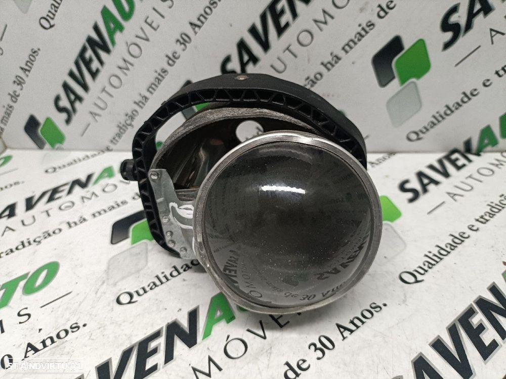 Farol Nevoeiro Mercedes-Benz C-Class (W204) - 1