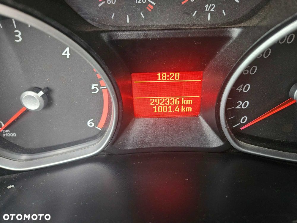 Ford S-Max - 8
