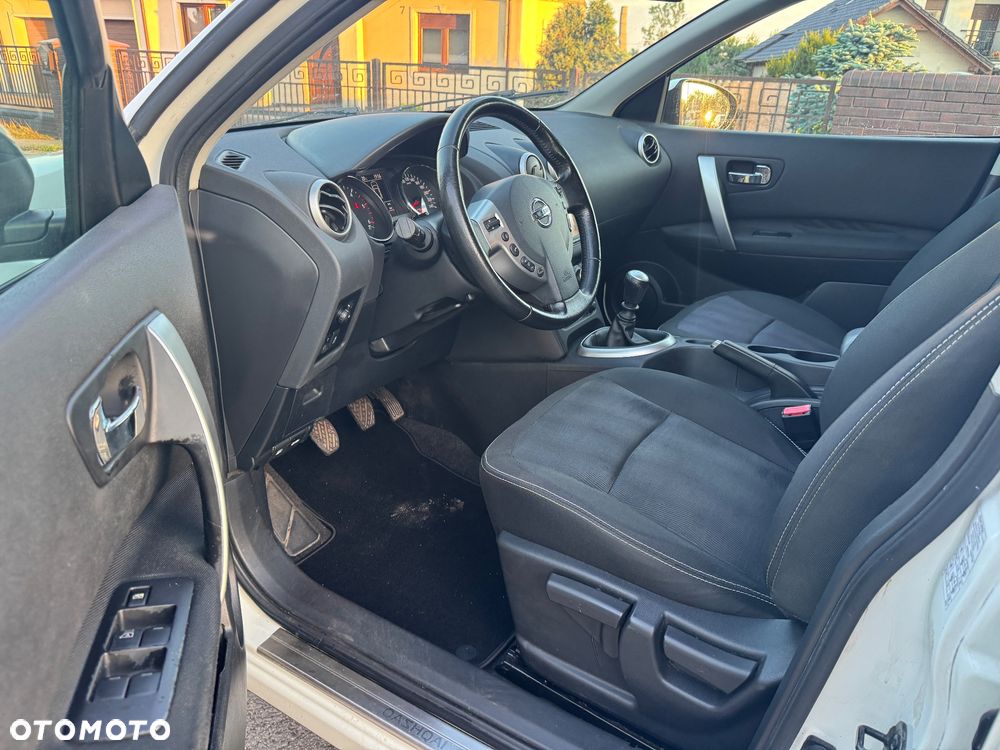 Nissan Qashqai 1.5 dCi N-Connecta - 12