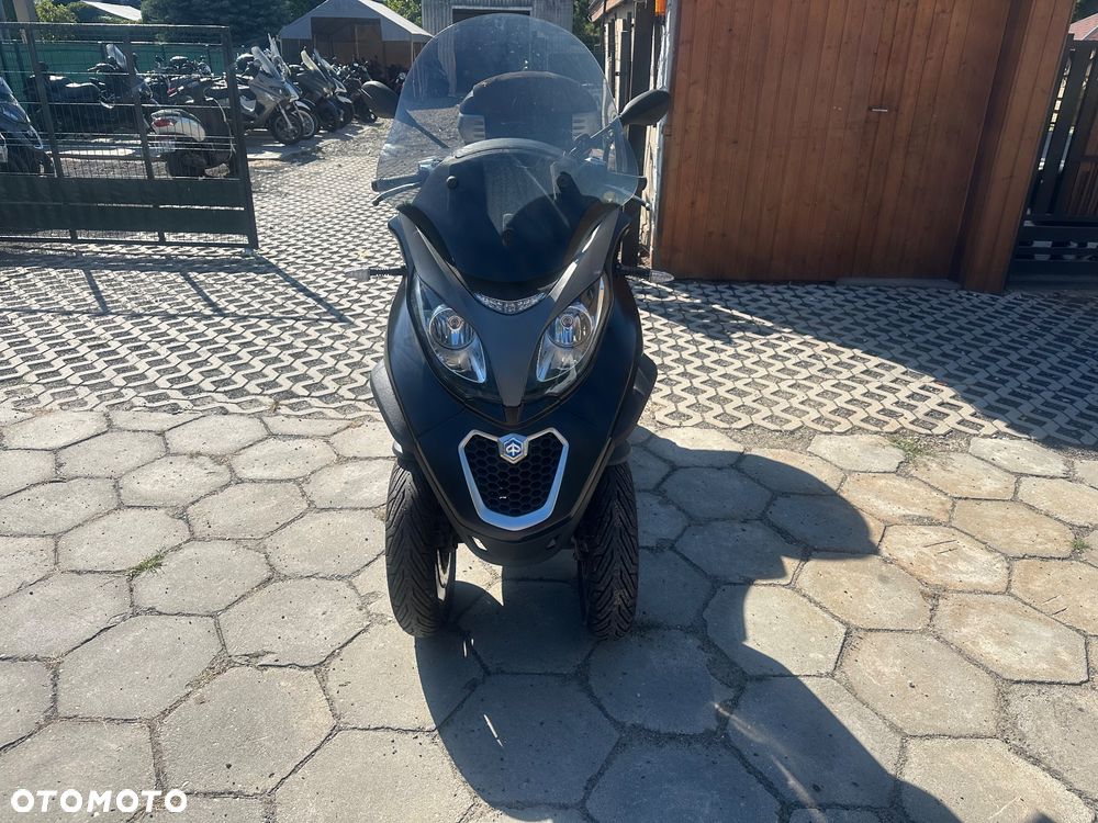 Piaggio MP-3 - 2