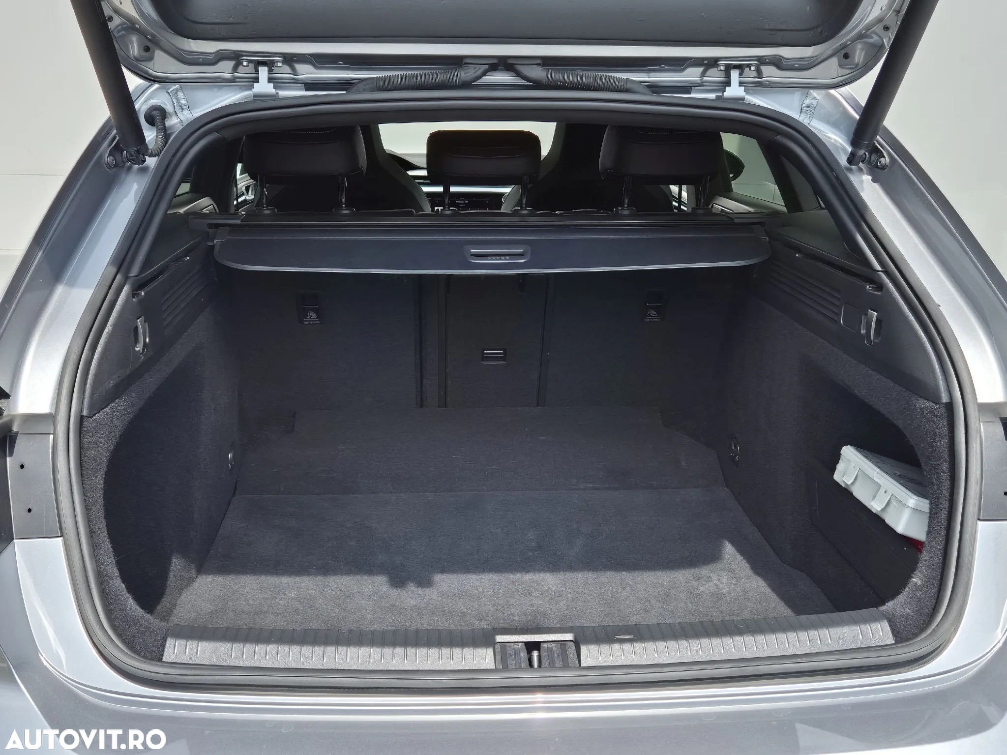 Volkswagen ARTEON SB 2.0 TDI 4Motion DSG R-Line - 37