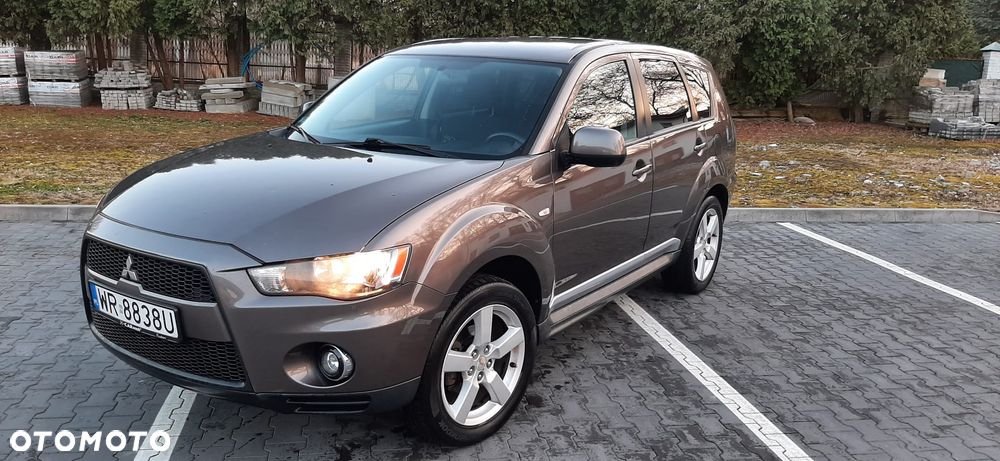 Mitsubishi Outlander 2.0 Intense NAVI 2WD EU5 - 3