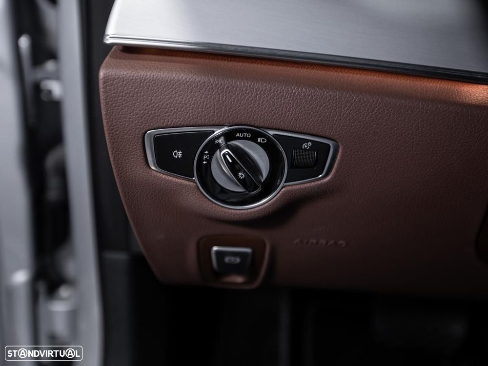 Mercedes-Benz E 300 de 9G-TRONIC - 20