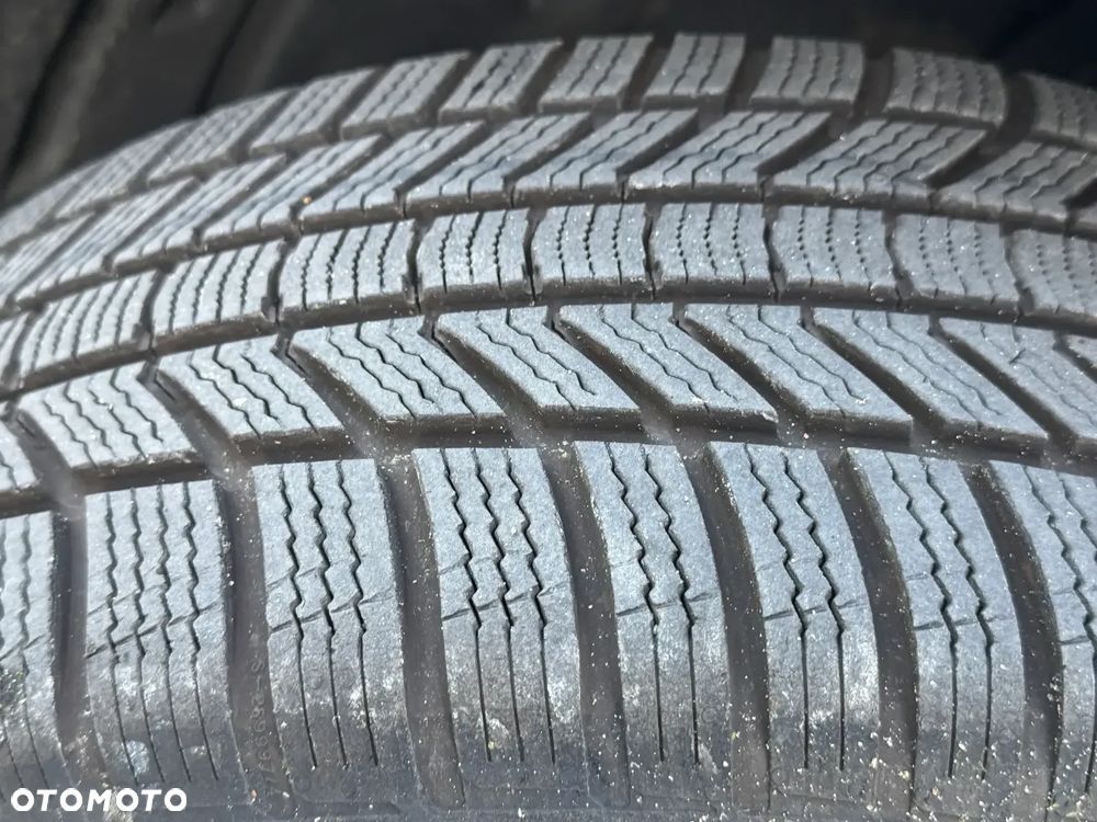 Mercedes-Benz EQA 250+ Electric Art - 32