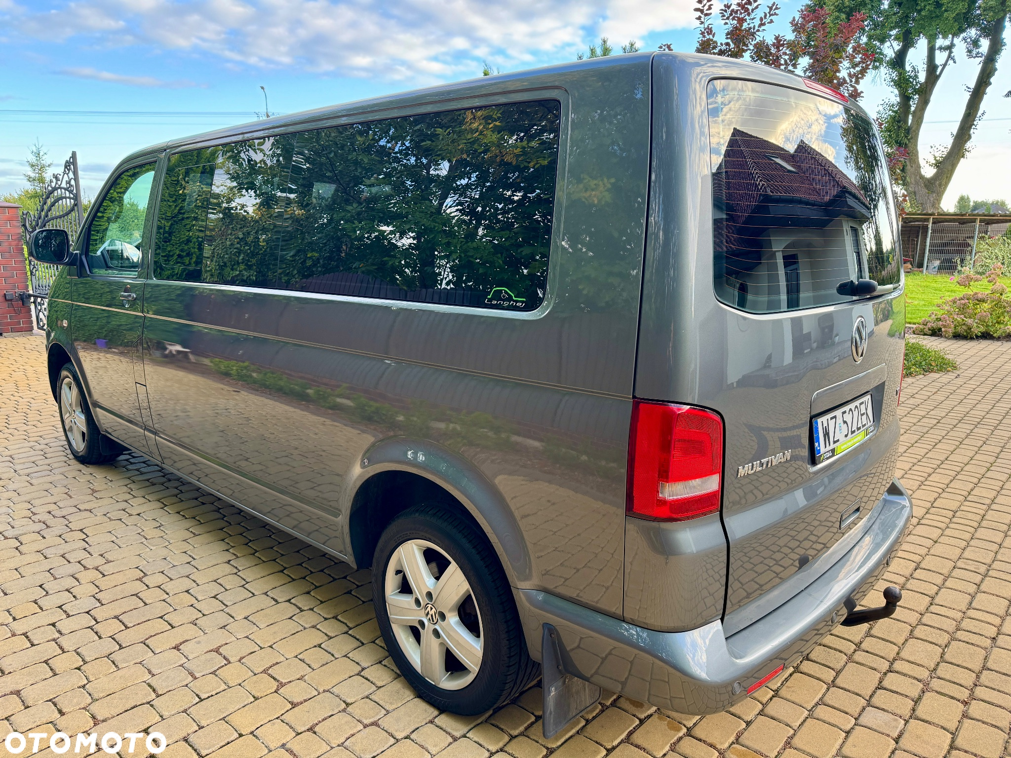 Volkswagen Multivan - 3