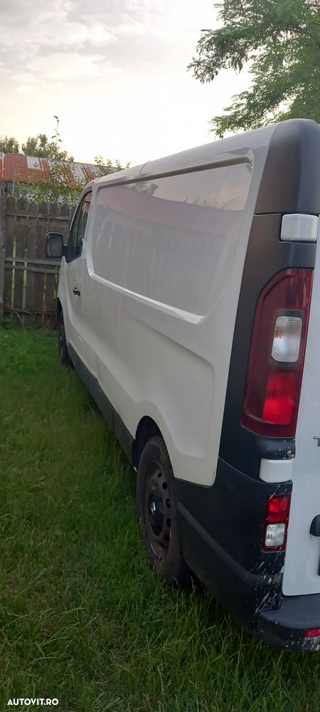 Renault Trafic Grand Combi L2H1 Authentique - 4