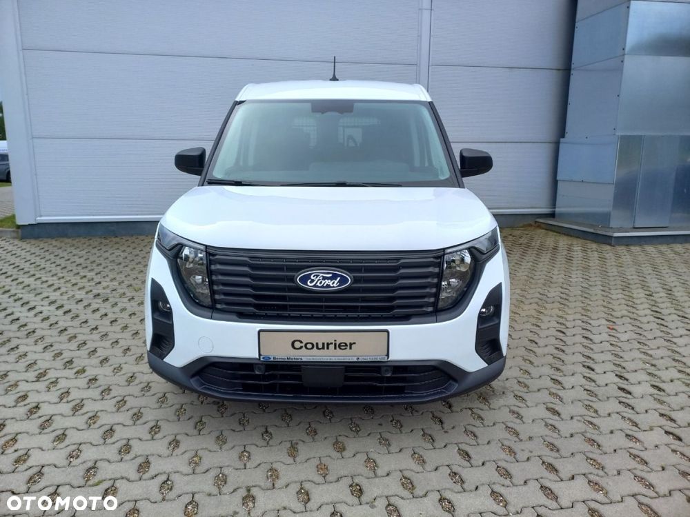 Ford Transit Courier - 4