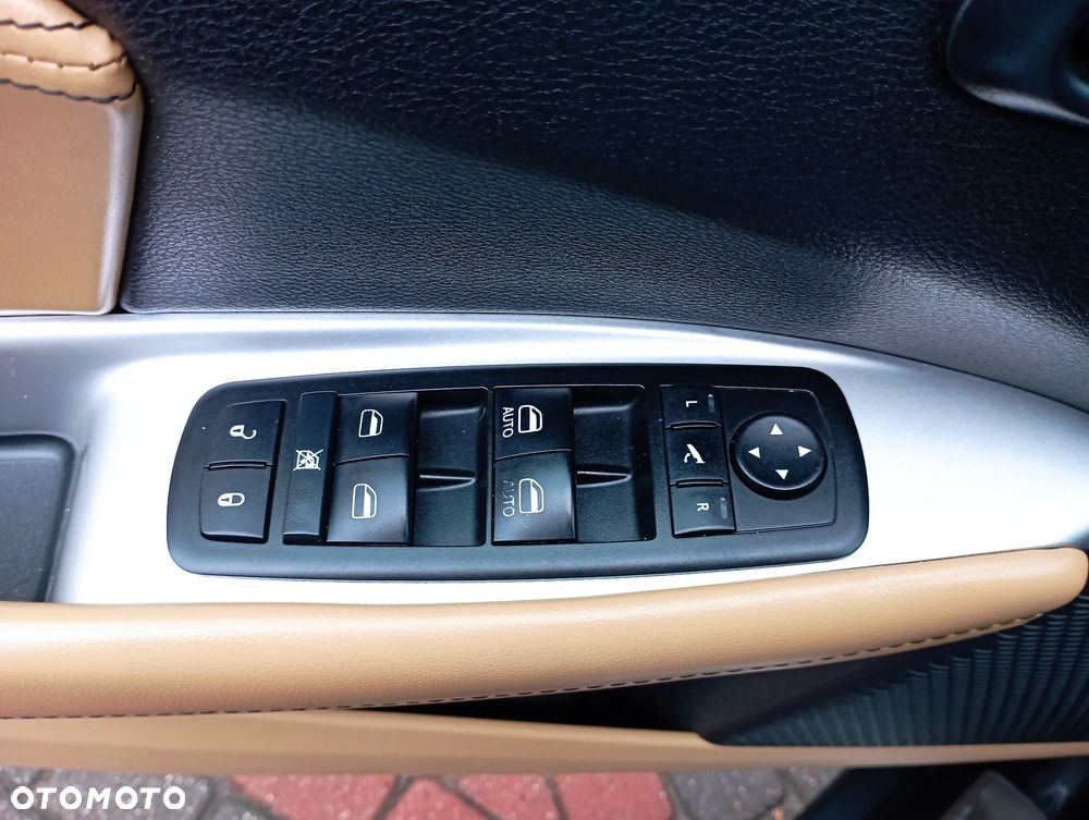 Fiat Freemont 3.6 V6 Lounge - 28