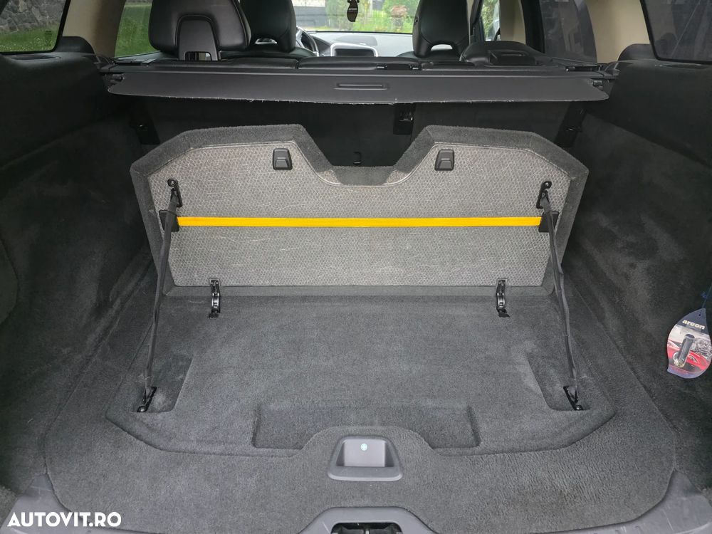 Volvo XC 60 D5 AWD Edition Pro - 18