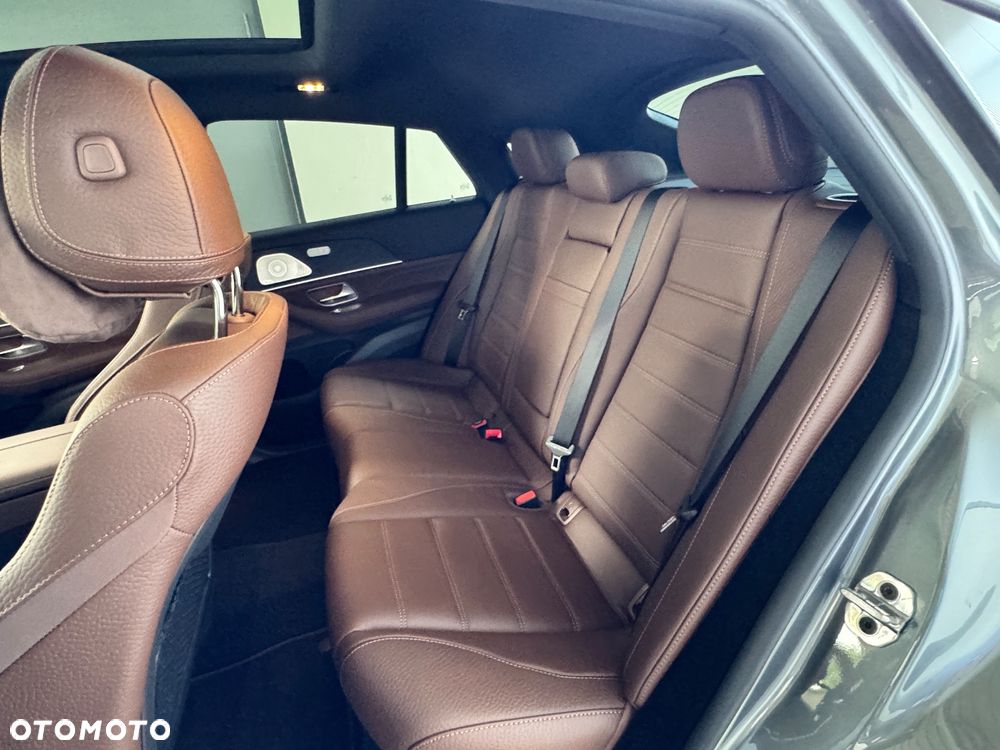 Mercedes-Benz GLE - 22