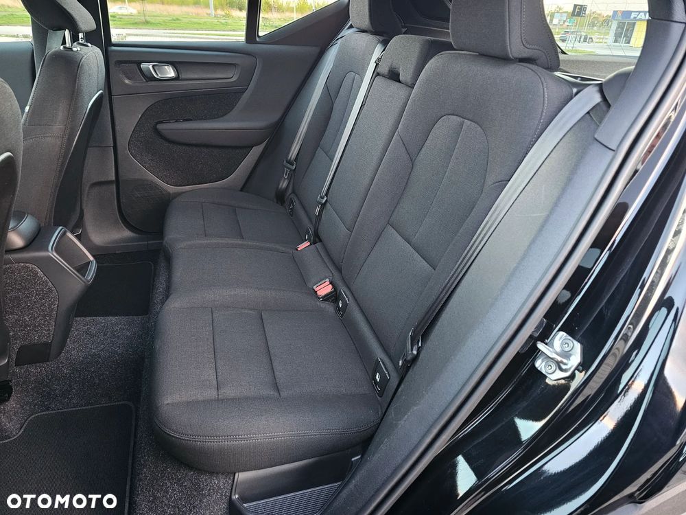 Volvo XC 40 T2 Essential - 19