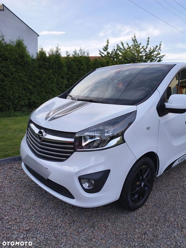 Opel Vivaro L2H1 2.9t Sport - 14