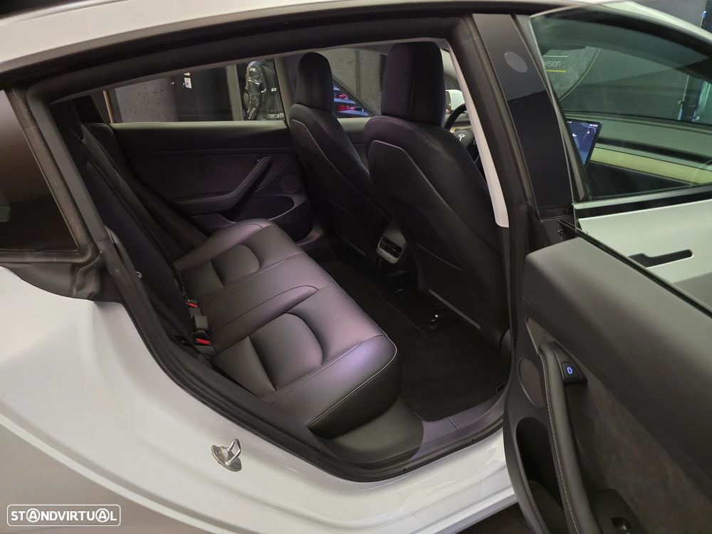 Tesla Model 3 RWD - 6