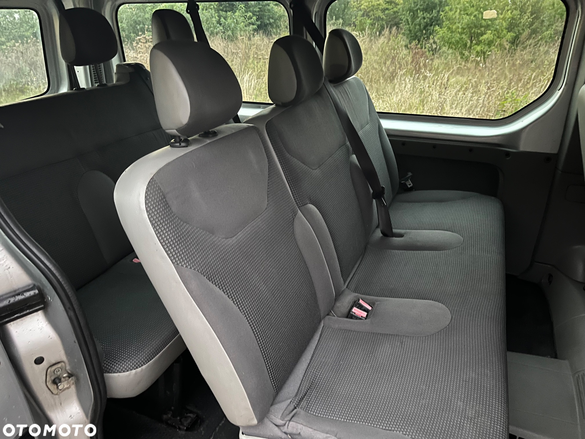 Opel Vivaro L2H1 2.9t - 15