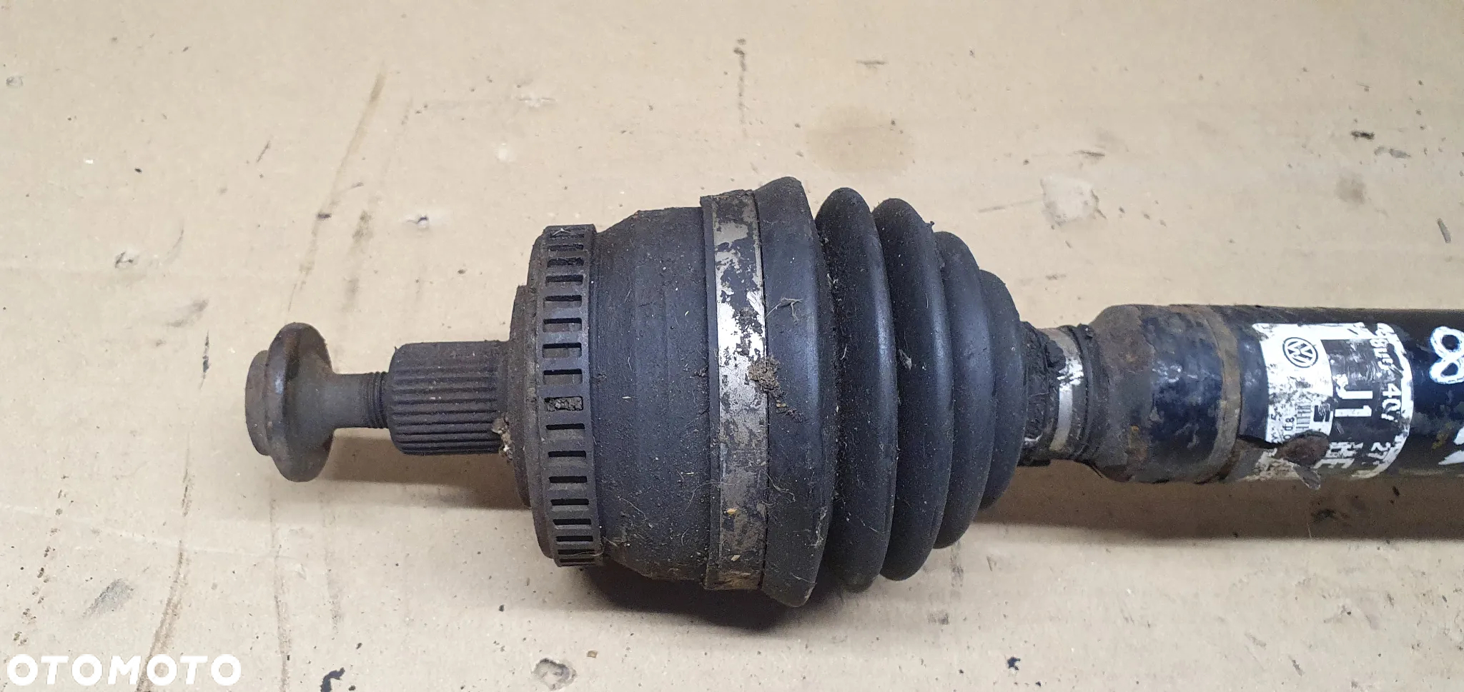 Półoś lewa krótka półośka Audi A4 B5 Automat 8D0407271BE - 2