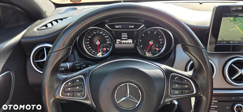 Mercedes-Benz CLA 200 Peak Edition - 10
