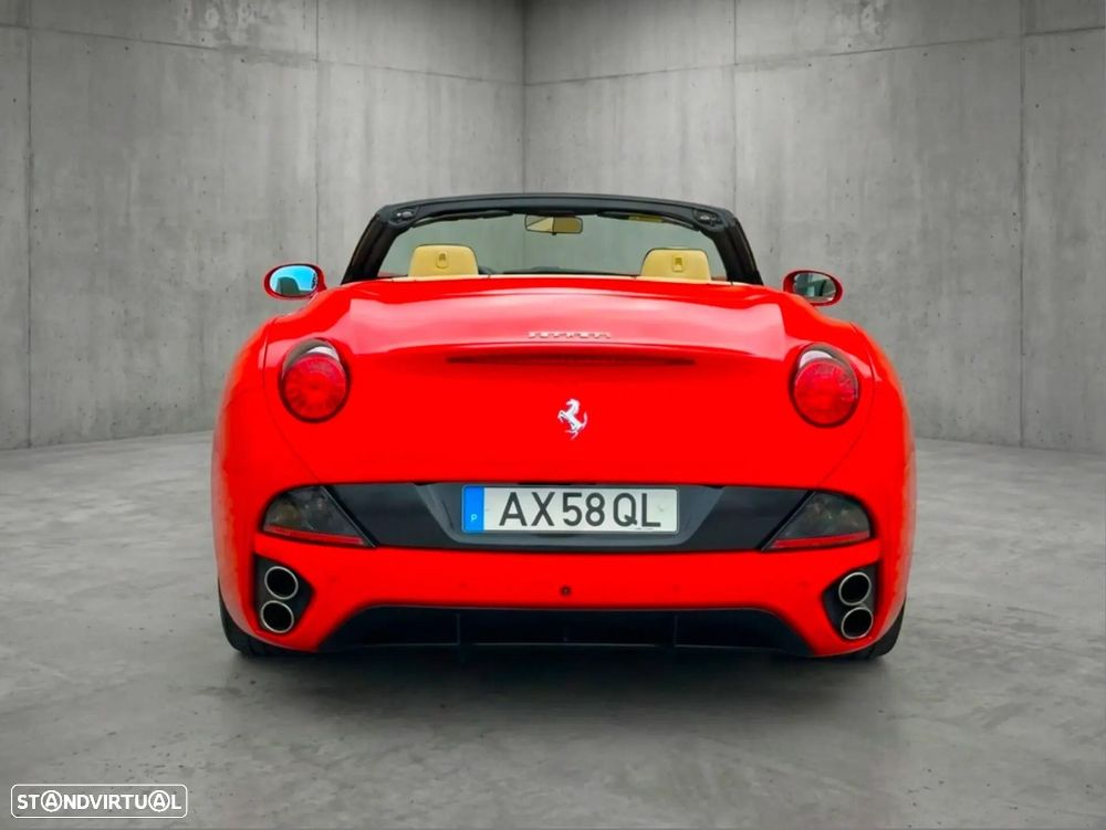 Ferrari California - 6