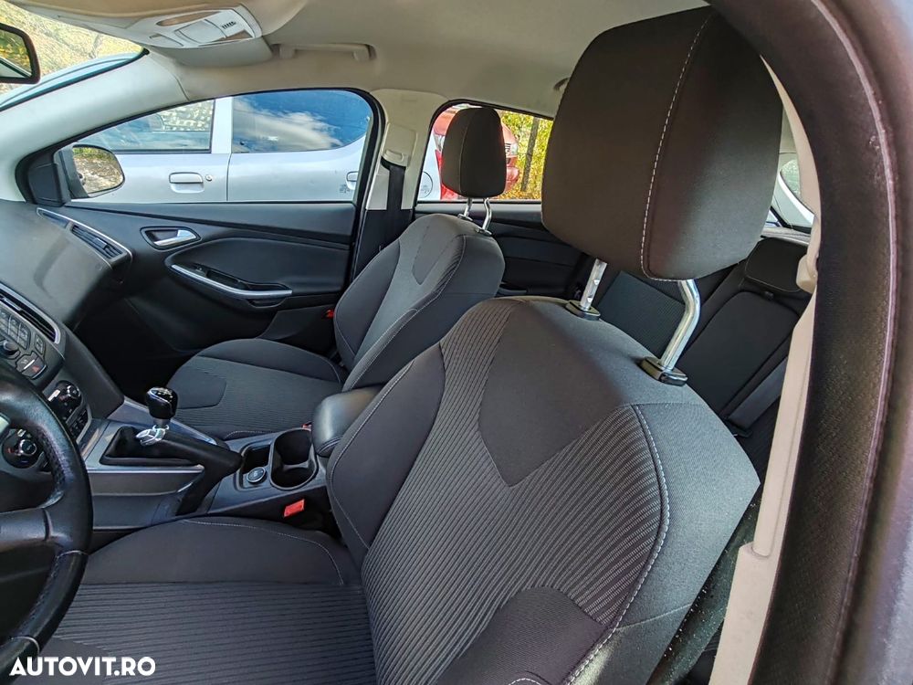 Ford Focus 1.0 EcoBoost Start-Stopp-System SYNC Edition - 4