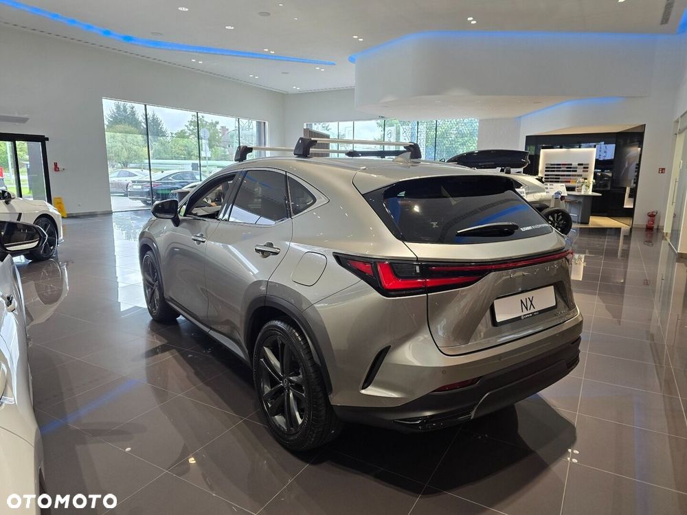 Lexus NX - 7