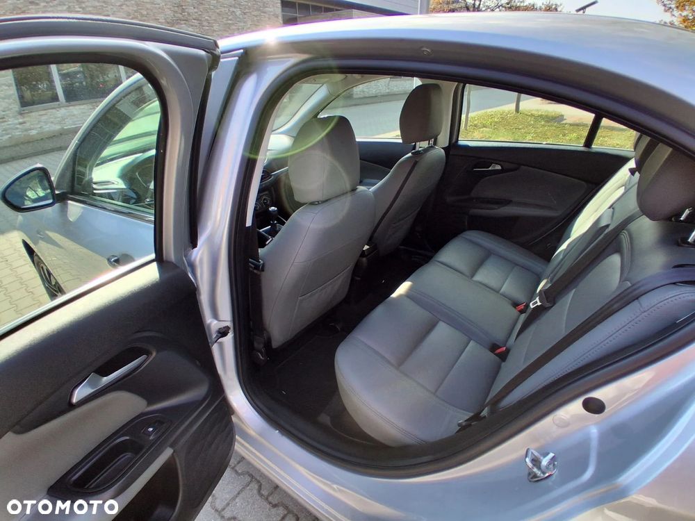 Fiat Tipo 1.6 MultiJet Mirror - 23