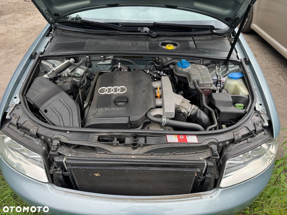 Audi A4 Limousine - 3