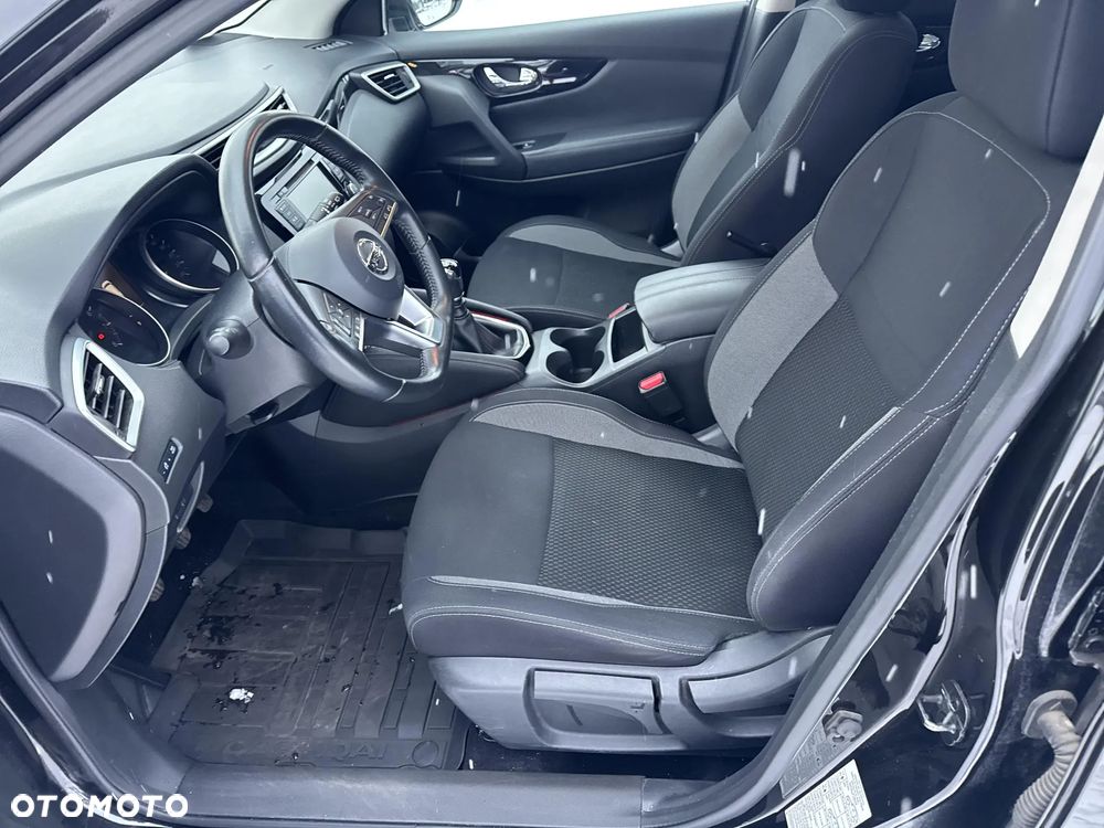 Nissan Qashqai 1.3 DIG-T ACENTA - 13