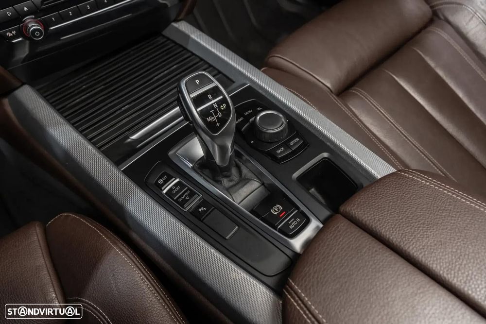 BMW X5 25 d xDrive Pack M - 16