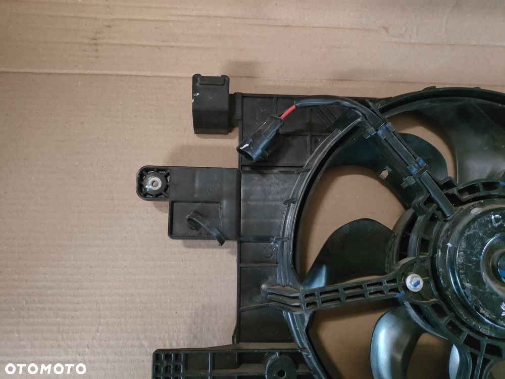 Dacia Spring Elektryk 22- WENTYLATOR CHŁODNIC 214810527R - 7