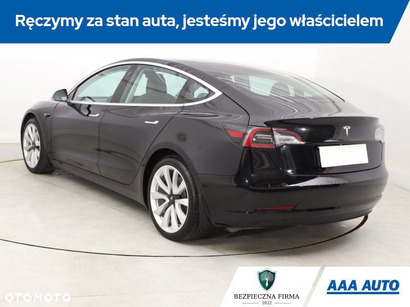 Tesla Model 3 - 6
