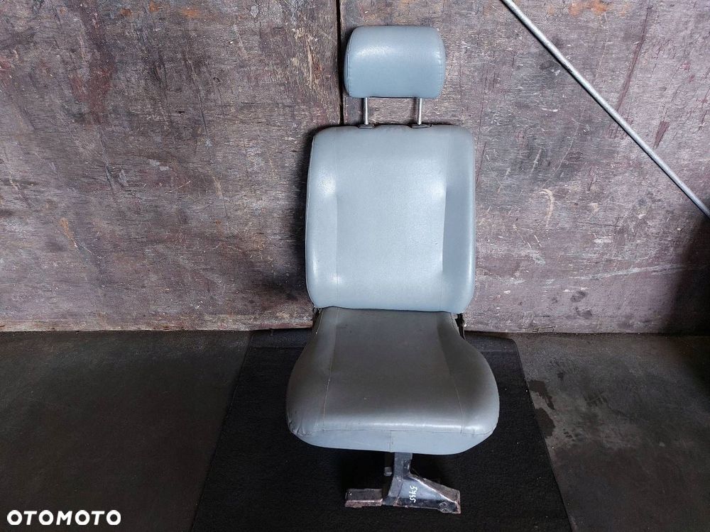 FOTEL 2 RZĄD VOLKSWAGEN TRANSPORTER T4 - 1