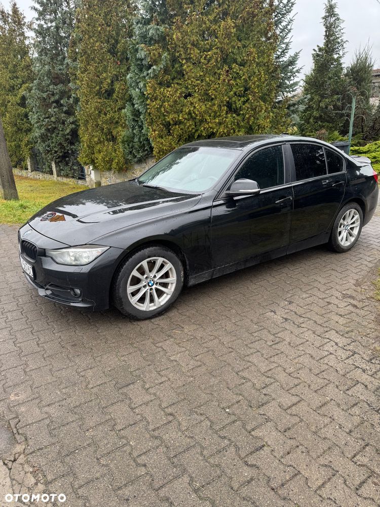 BMW Seria 3 320i Edition Luxury Line Purity - 6