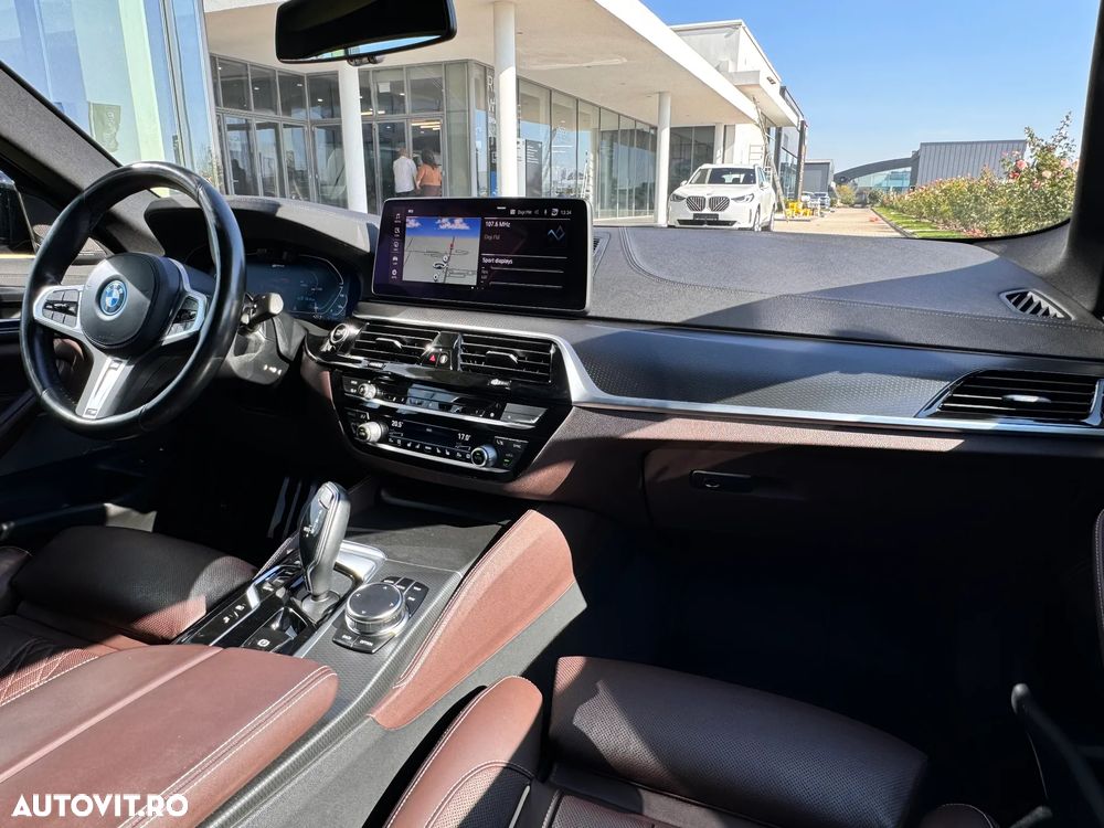 BMW Seria 5 545e xDrive AT PHEV - 26
