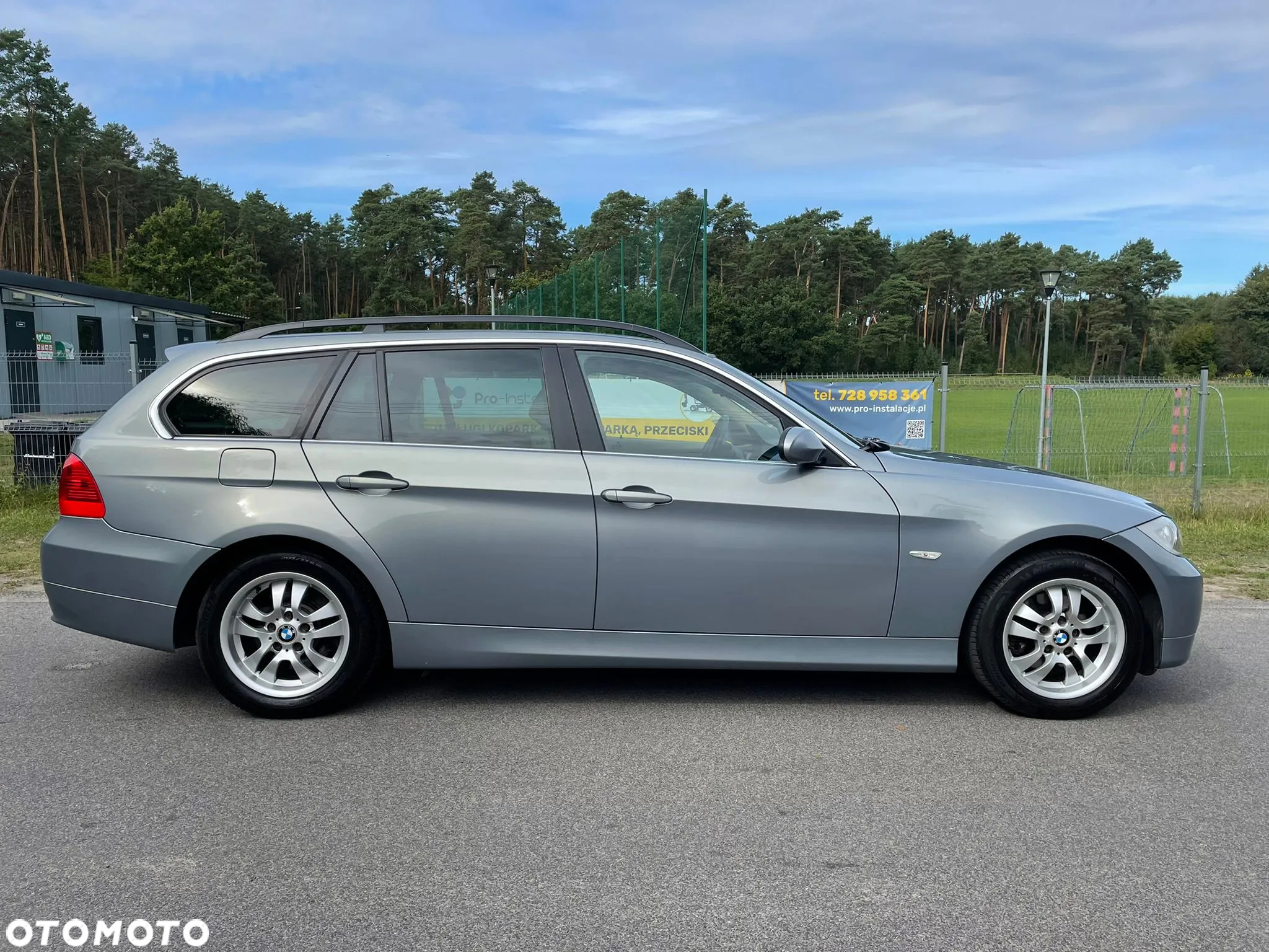 BMW Seria 3 325i Touring - 5