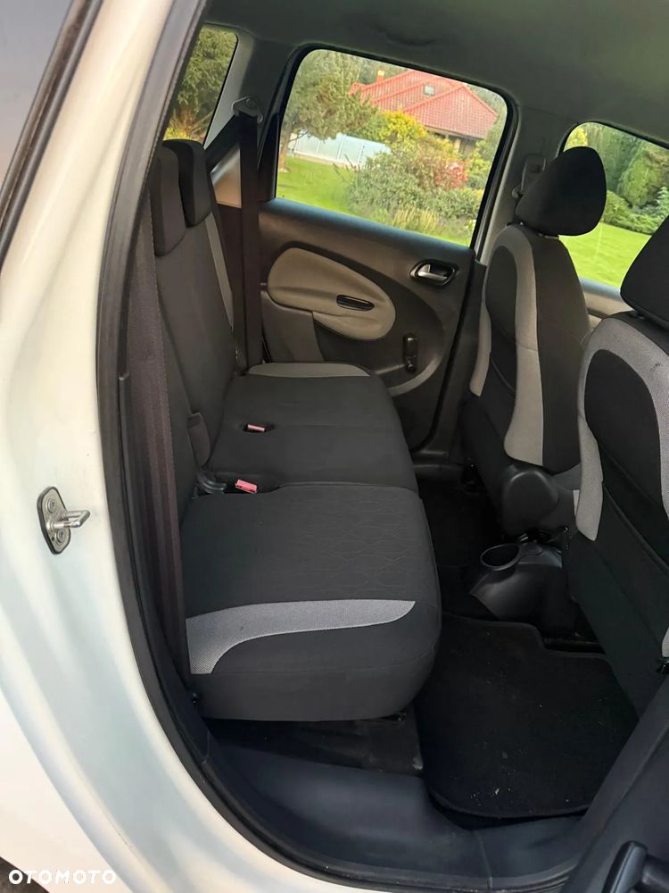 Citroën C3 Picasso 1.6 HDi Seduction - 9