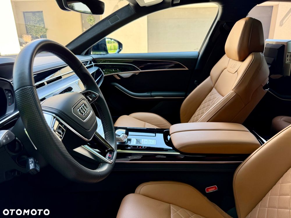 Audi A8 - 16