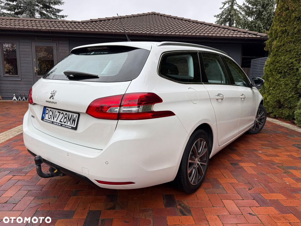Peugeot 308 PureTech 110 Stop & Start Allure - 4