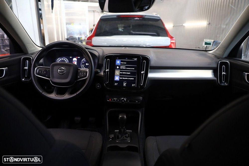 Volvo XC 40 1.5 T2 Momentum Plus - 15